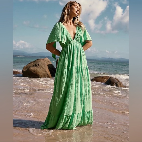 Free People Dresses & Skirts - Free People Beach Light Green V-Neck Maxi Dress